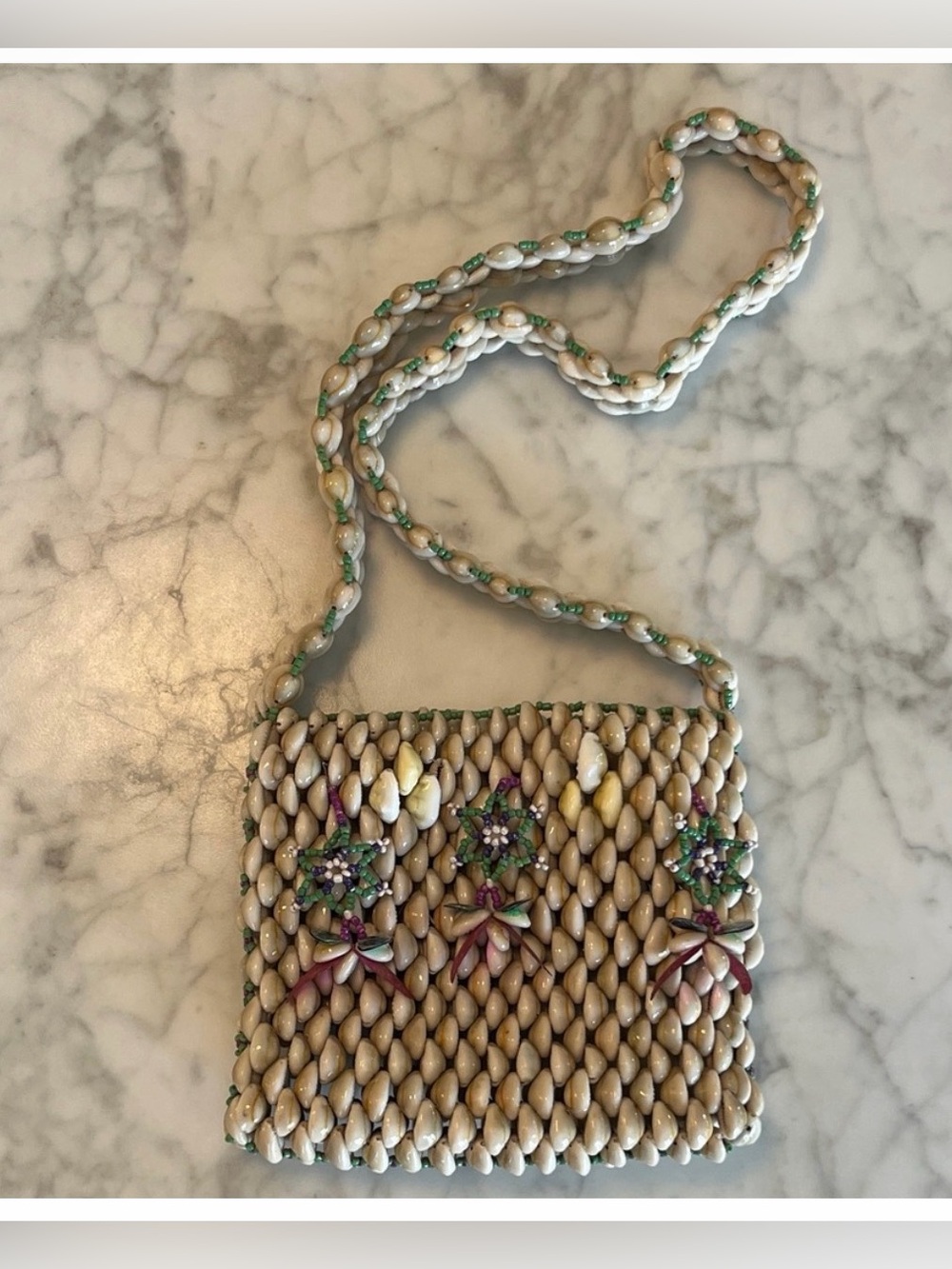 Vintage Handcrafted Beaded Shell Bag